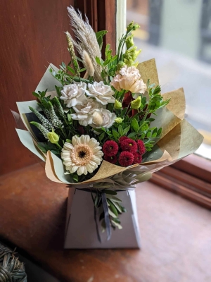 Mothers Day Vintage Handtie