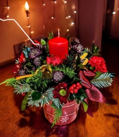 Traditional Christmas Candle Arrangement