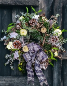 Winter Door Wreath